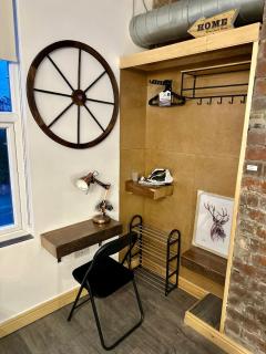 Luxury Industrial Studio - 4