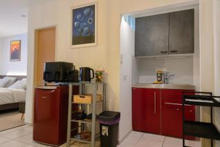 Premium Budget Studio - 7