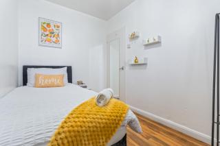 Cosy 2-bedroom Apartment in the heart of Vauxhall - 3