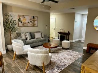 Welcome to Casa Binkley - 9