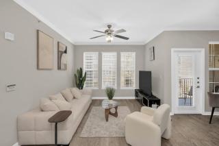 Charming 1BR Easy Access to Lake Conroe - 0