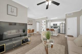 Charming 1BR Easy Access to Lake Conroe - 6