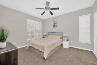 Charming 1BR Easy Access to Lake Conroe - 4
