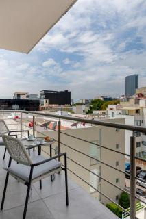 507 Capitalia Modern 1BR with Rooftop Jacuzzi and Gym - 1