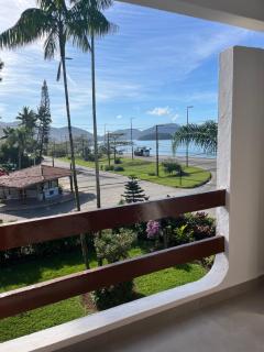 Apartamento em Caraguatatuba beira Mar - 0