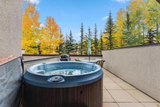 Cozy Breck Condo - Walk to Main St & Lifts - Hot Tub - 7