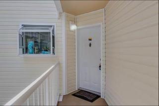 Charming Coastal Escape - BC52 - 9
