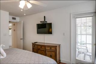 Charming Coastal Escape - BC52 - 7