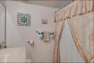 Charming Coastal Escape - BC52 - 5