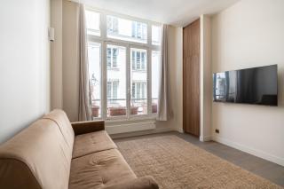 Chic Renovated 1BDR Apartment Near Bastille - Paris - 6