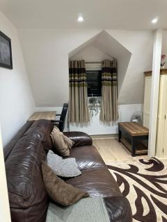 A Cosy and Spacious Studio Flat - 8