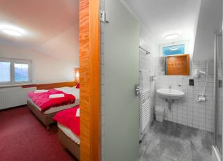 Berghaus Stuben Arlberg mit Sauna Panoramablick und Nähe zur Piste - 3