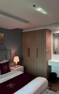 Goldcrest Mall DHA Phase 4 Luxury Apartments by Alvis Suite - 5