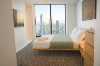 Endless Ocean Views Surfers Paradise - 8