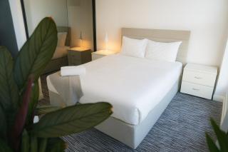 Endless Ocean Views Surfers Paradise - 5