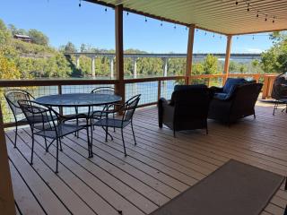 Trout Lodge at Two Rivers-White River Cabin - 2