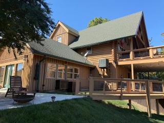Trout Lodge at Two Rivers-White River Cabin - 5