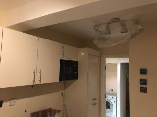 Large room private bath NW London Harrow - 1