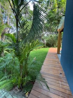 Refúgio Moderno Próximo a Praia e Área Verde - 6