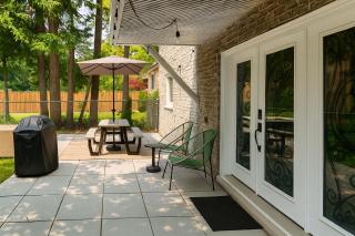 Furnished Family Home near Toronto - Great Location Game Room - Backyard - Parking & Self Checkin - 1