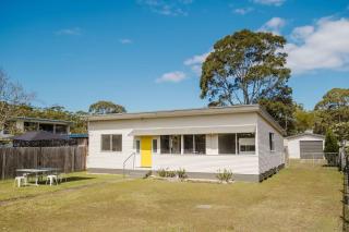 The Yellow Door Lakehouse - 8