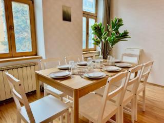 110 m2 Central Renovated Apartment - 5