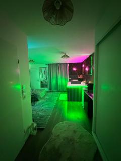 Love Room Trappes - 6