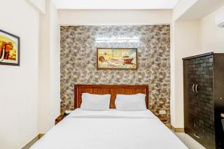 Hotel O Aditya Residency Sector 35 Noida - 6