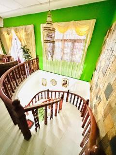 A Home Away B&B - 1