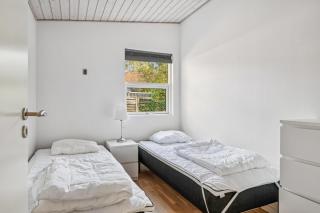 Stunning Home In Ebeltoft With 3 Bedrooms And Wifi - 1