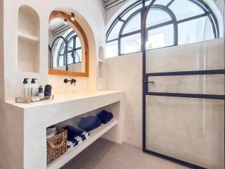 Villa Hamal by DVH Luxe Retreats 2BR Tropical Pool Villa - 1