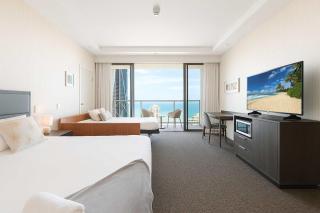 Hotel Room Ocean View Surfers Paradise - 8