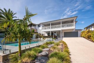 Ocean Pearl - Oceanview Luxe Escape with Pool - 4