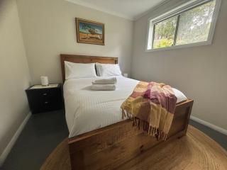 Riverfront, Tiny Home in Natural Bush - 3