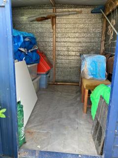 Cosy Garden Retreat - 9