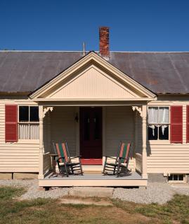 Restored Farmhouse Near Kezar Lake & Country Club - 7