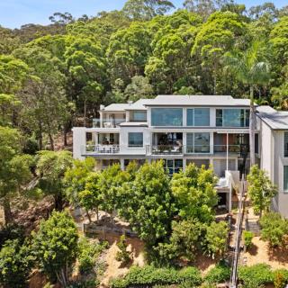 5-1-7 "Baywoods" Bayview Road, Little Cove - 9