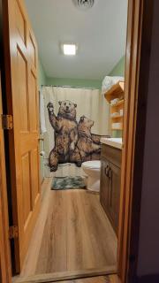 The Grizzly Den Cabin Warrens WI - 0