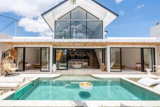 New! Villa Odeon - 5BR Villa in Pererenan - 0