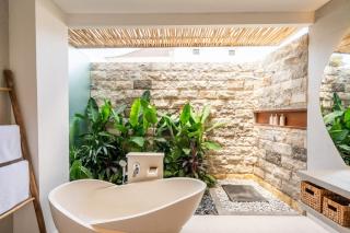 New! Villa Odeon - 5BR Villa in Pererenan - 1