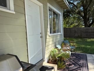 Cozy Guest house near FSU Trails and the airport - 6