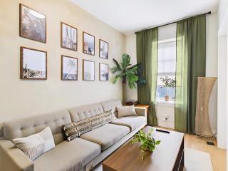 Desert Mirage 2br, Patio, & Free Parking - 8