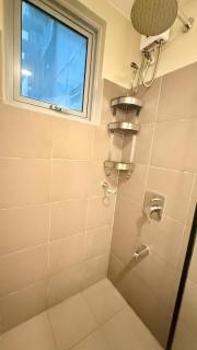 Best Value-Beautiful 1BR in the Heart of Makati w WiFi, washer-dryer, pool & gym - 8