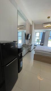 Apartement Anderson Connect Pakuwon Mall - 1