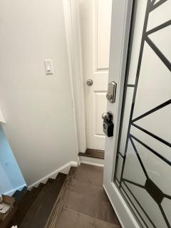 Modern & cozy one Bedroom Basement Suite with parking - 1