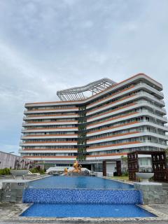 Deluxe Room Sea View Pool Golf Nuvasa Bay Kalani Tower -  - 2