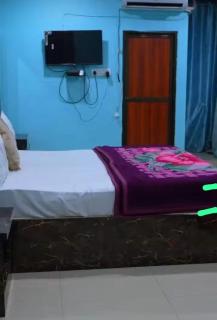 Satyam Guest House - 8