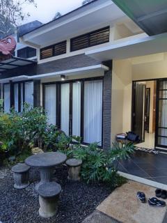 Villa Bungas Kusuma Pinus M92 - 0