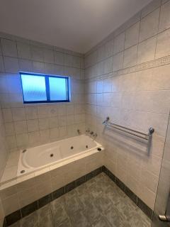 Cozy Single Room in Spacious House - L8 - 1