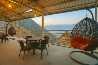The kempty Fall Resort, Mussoorie - Lavish & Luxury Stay - 4